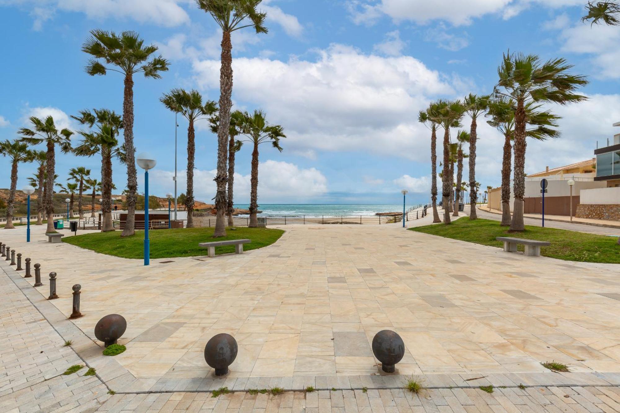 Fidalsa Prime Mediterranean Beachfront * Dehesa de Campoamor (Orihuela Costa)