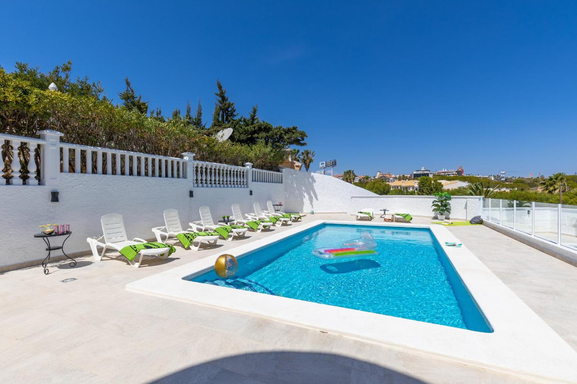 Villa Fidalsa Prime Mediterranean Beachfront Dehesa de Campoamor (Orihuela Costa)