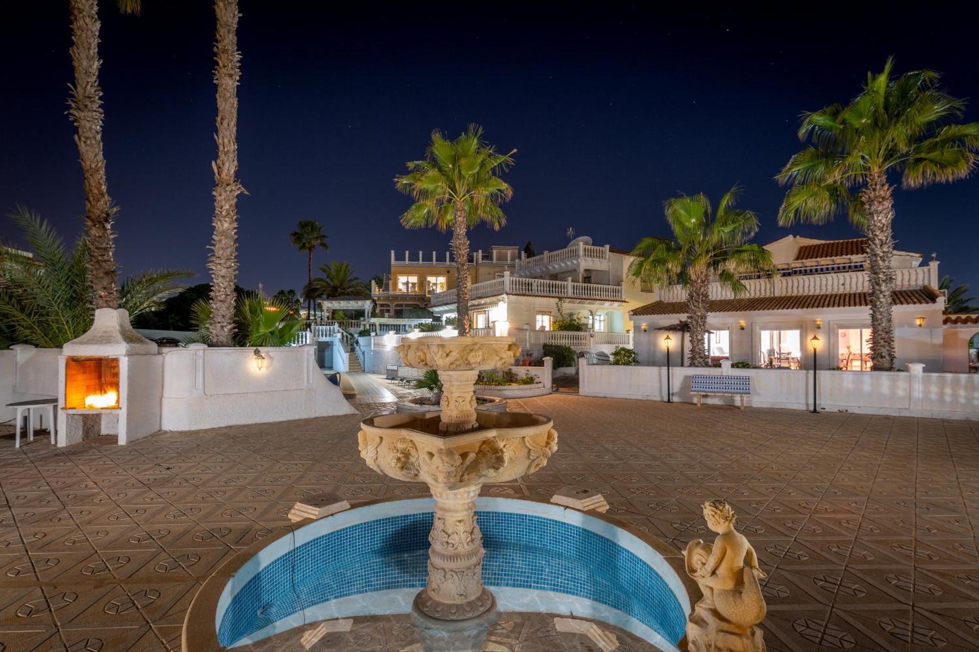Villa Fidalsa Prime Mediterranean Beachfront
